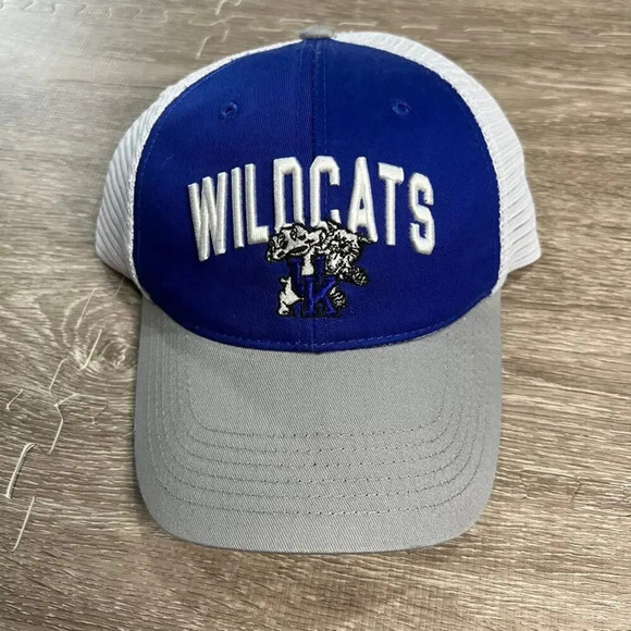 NWT Kentucky Wildcats Blue Snapback Hat‎ Unisex Adjustable - Picture 1 of 5